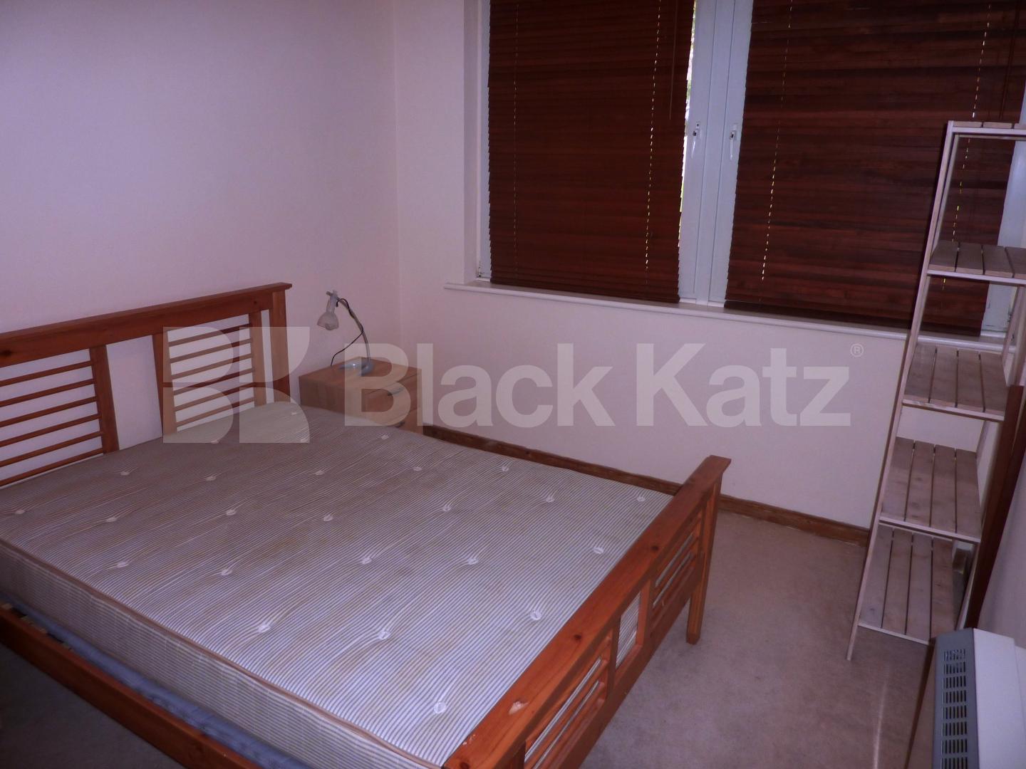 			NEW INSTRUCTION, 2 Bedroom, 1 bath, 1 reception Flat			 Mountview Road, CROUCH HILL-FINSBURY PARK